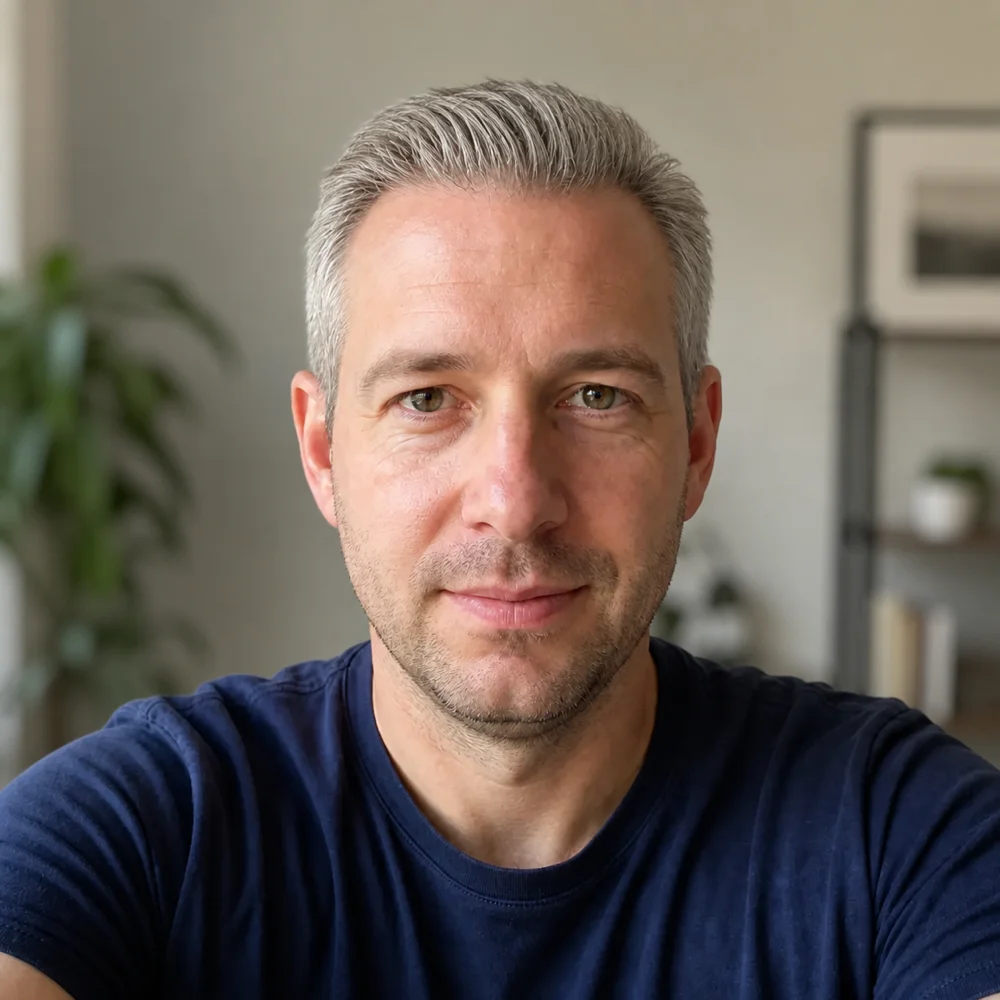 Silver blend grow-out - Grey